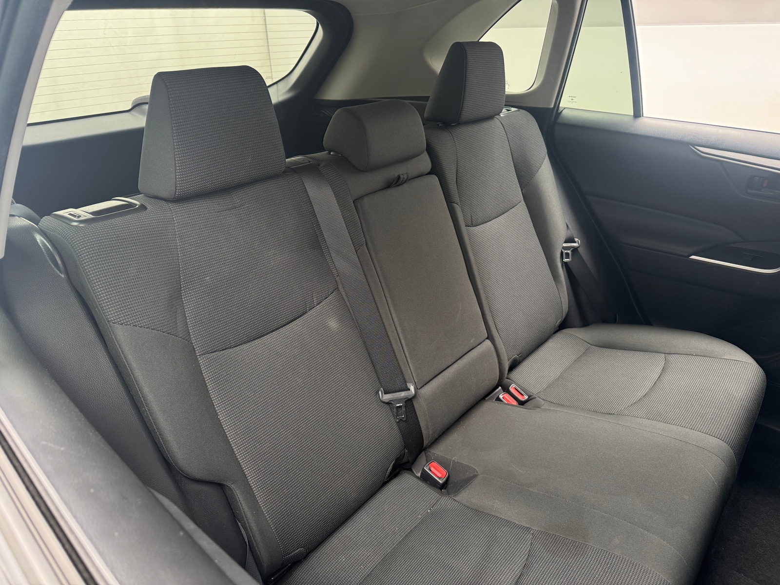 Thumbnail: 2021 Toyota RAV4 - 6