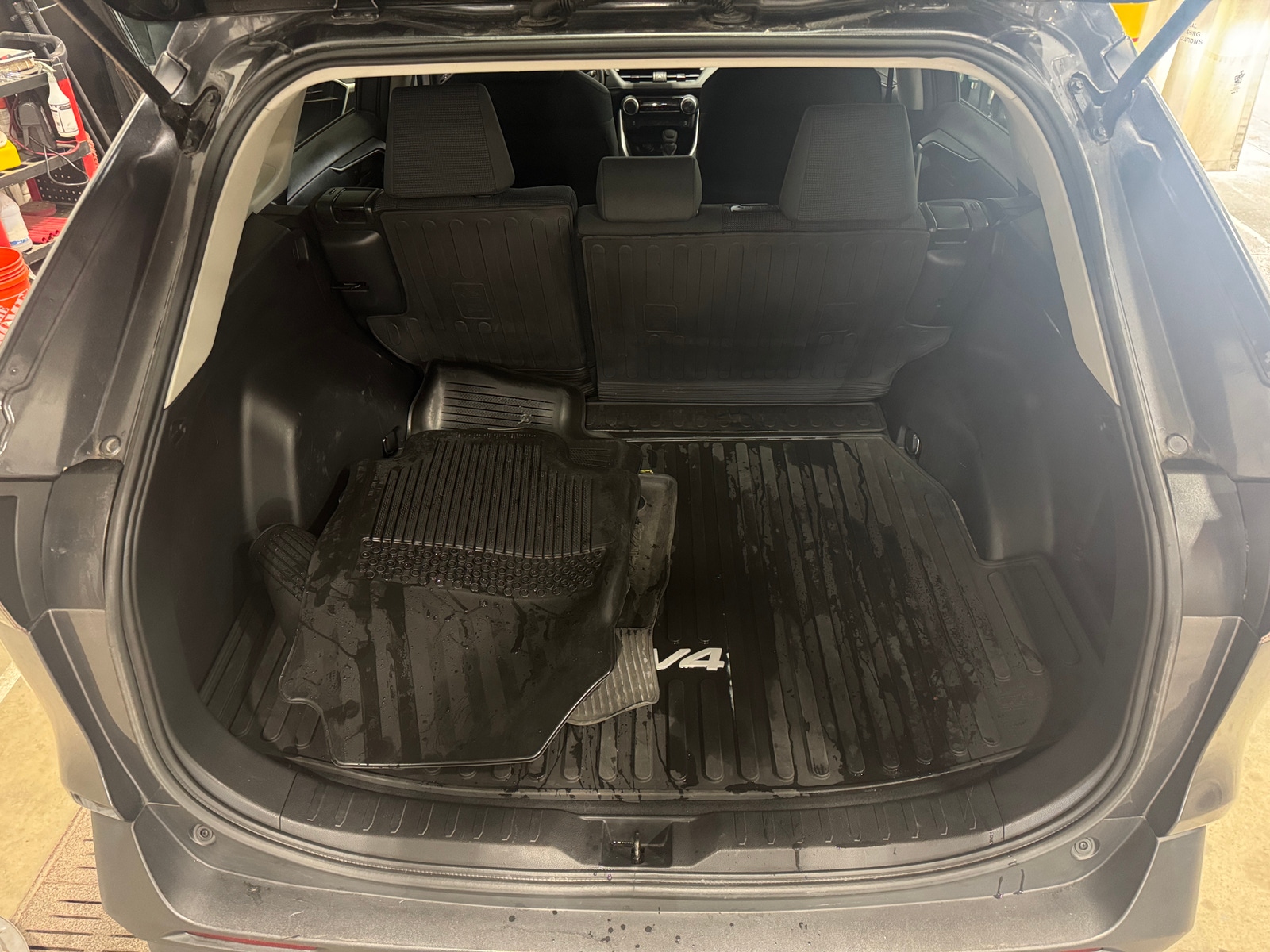 Thumbnail: 2021 Toyota RAV4 - 7