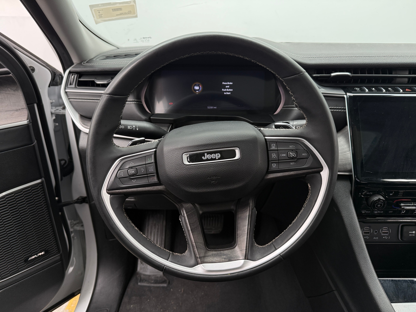 Thumbnail: 2023 Jeep Grand Cherokee - 4