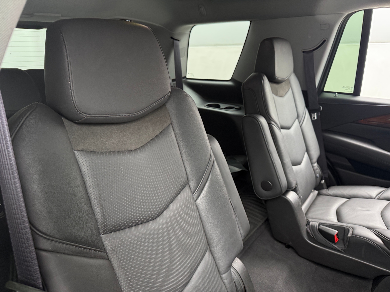 Thumbnail: 2016 Cadillac Escalade - 5