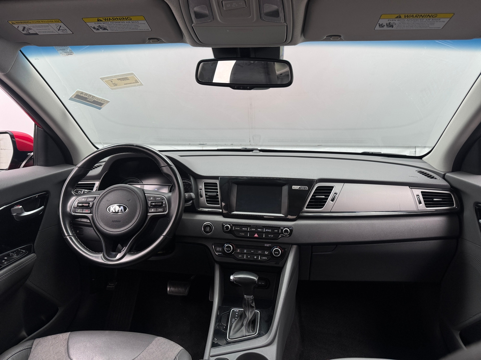 Thumbnail: 2019 Kia Niro - 3