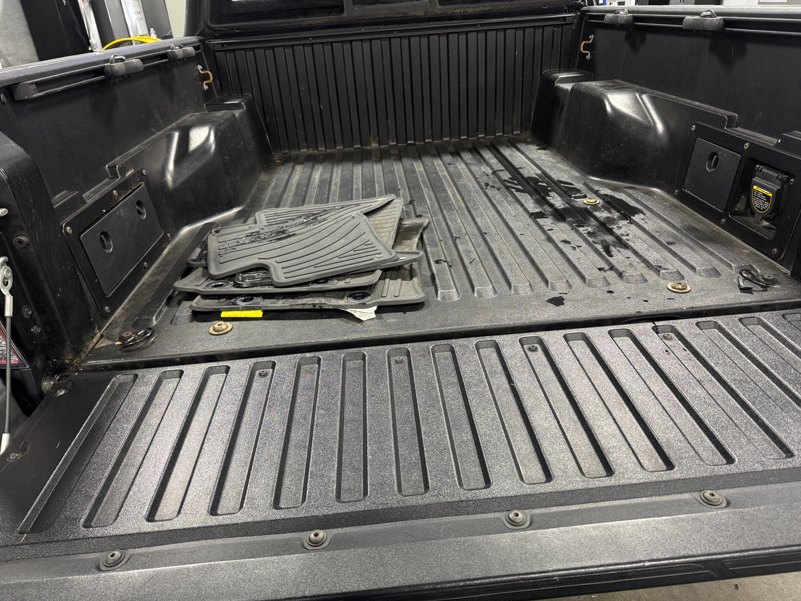 Thumbnail: 2014 Toyota Tacoma - 7