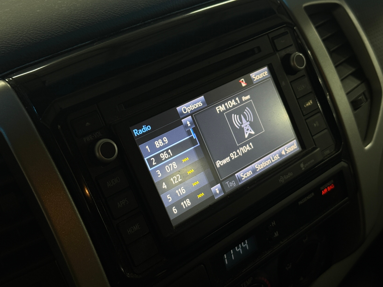 Thumbnail: 2014 Toyota Tacoma - 4