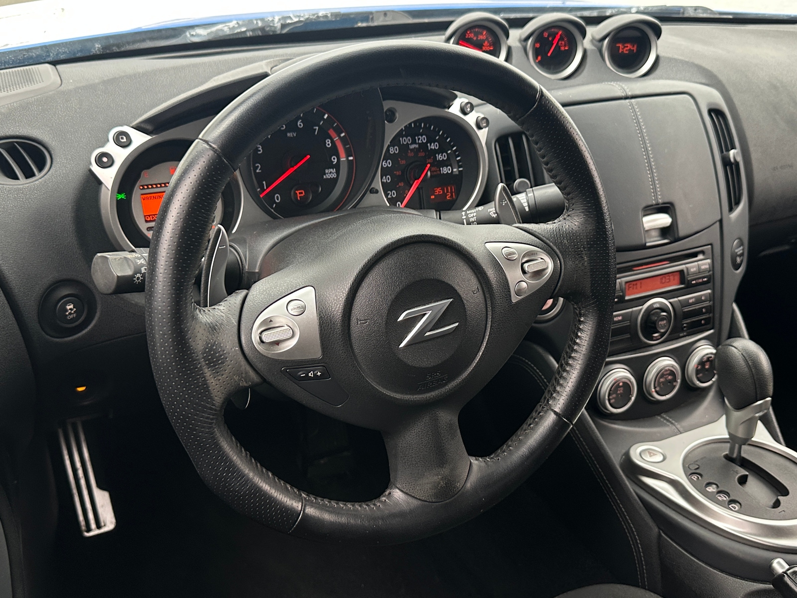 Thumbnail: 2011 Nissan Z - 5