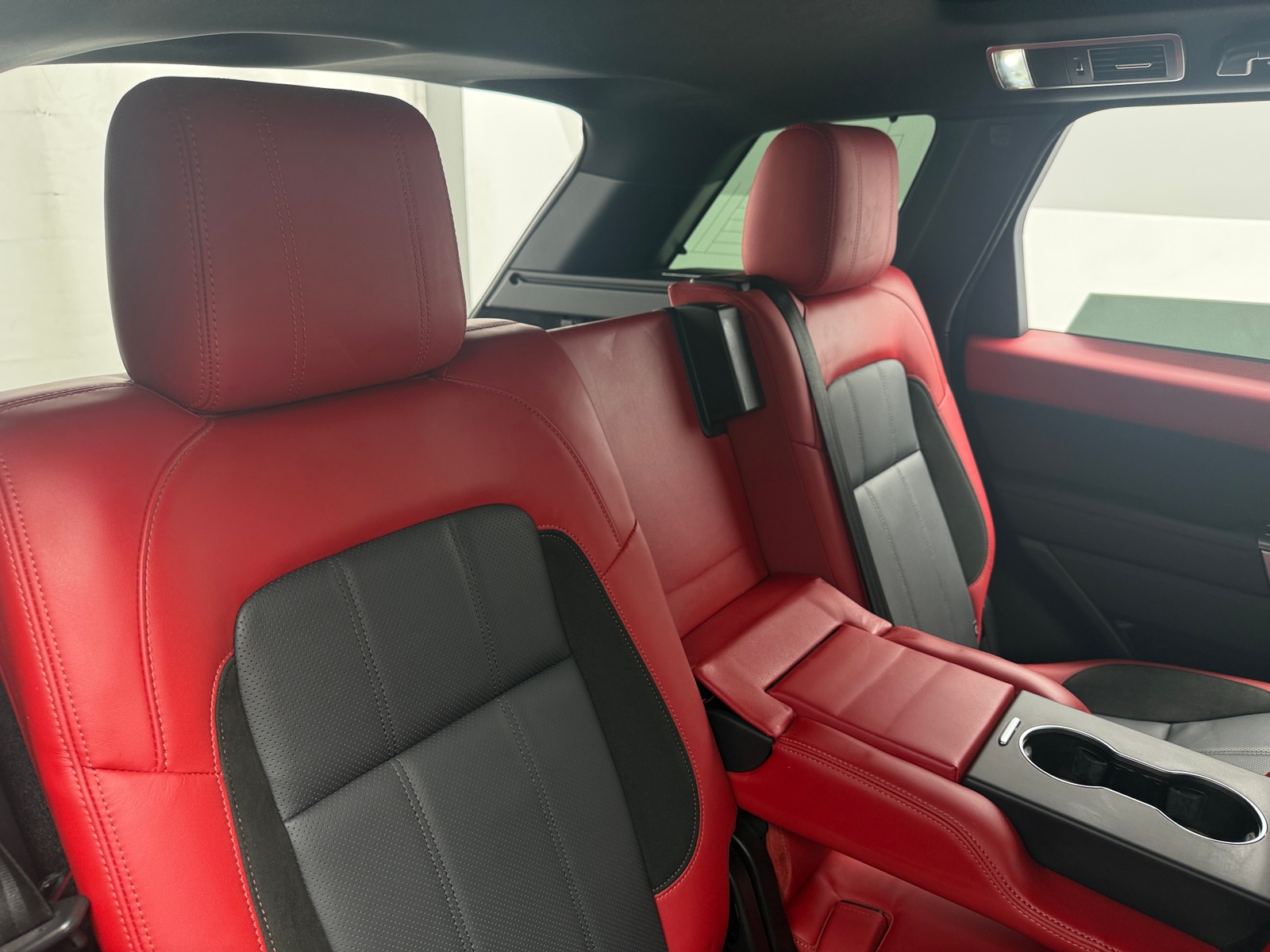 Thumbnail: 2022 Land Rover Range Rover Sport - 5