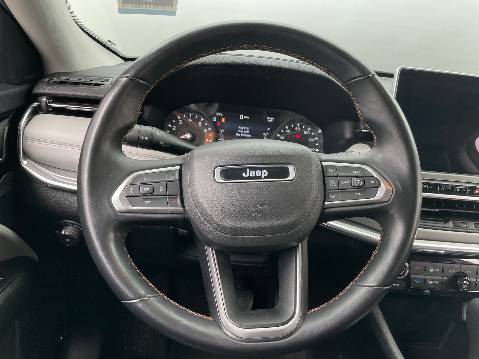 Thumbnail: 2022 Jeep Compass - 4