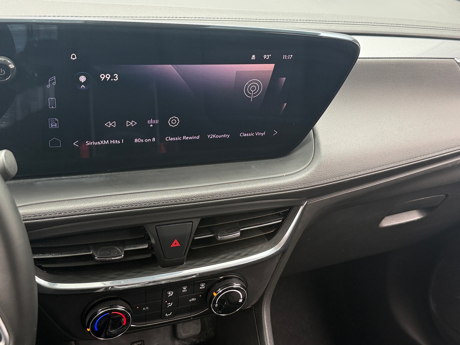 Thumbnail: 2025 Buick Encore GX - 3