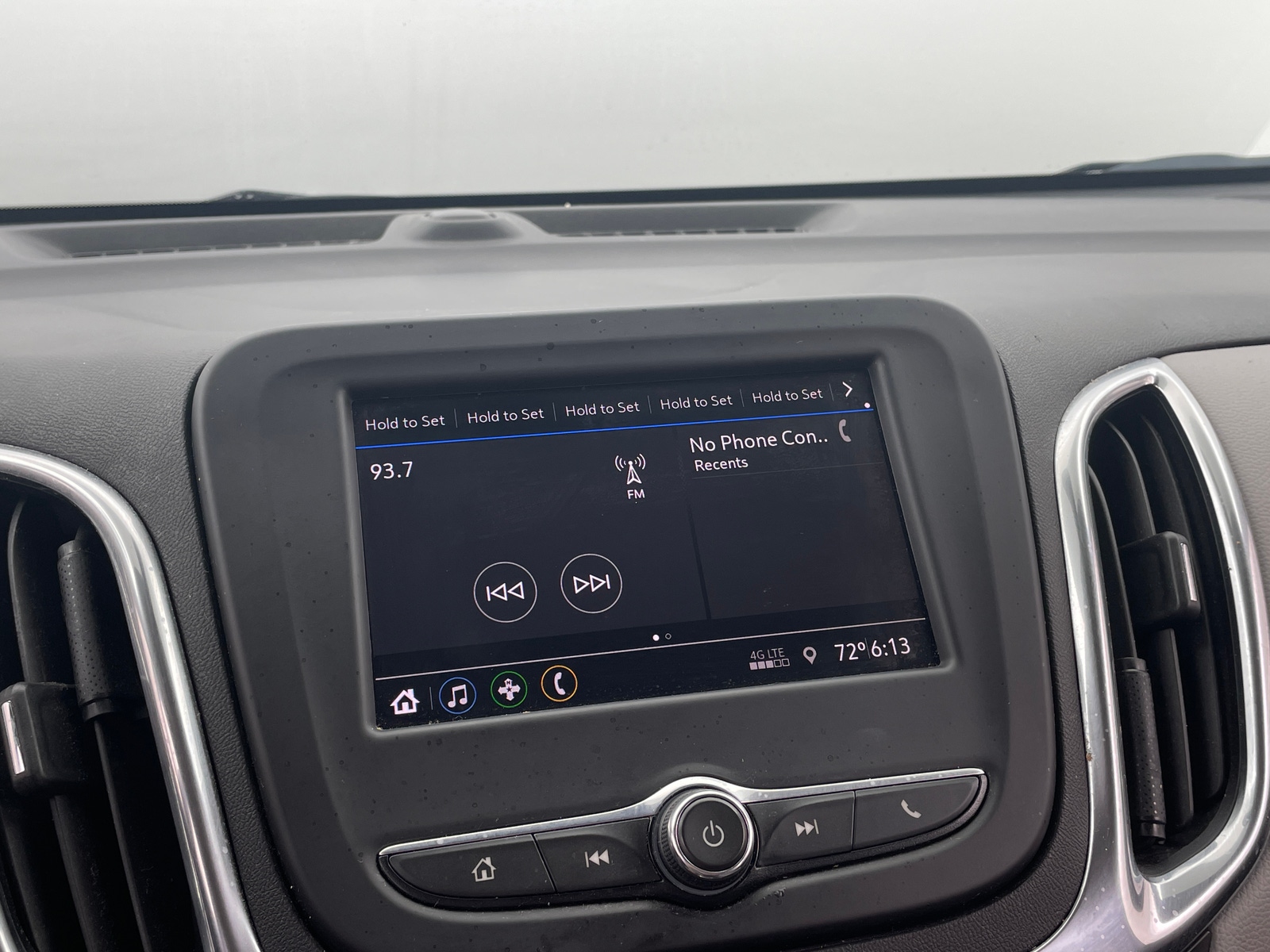 Thumbnail: 2021 Chevrolet Equinox - 4