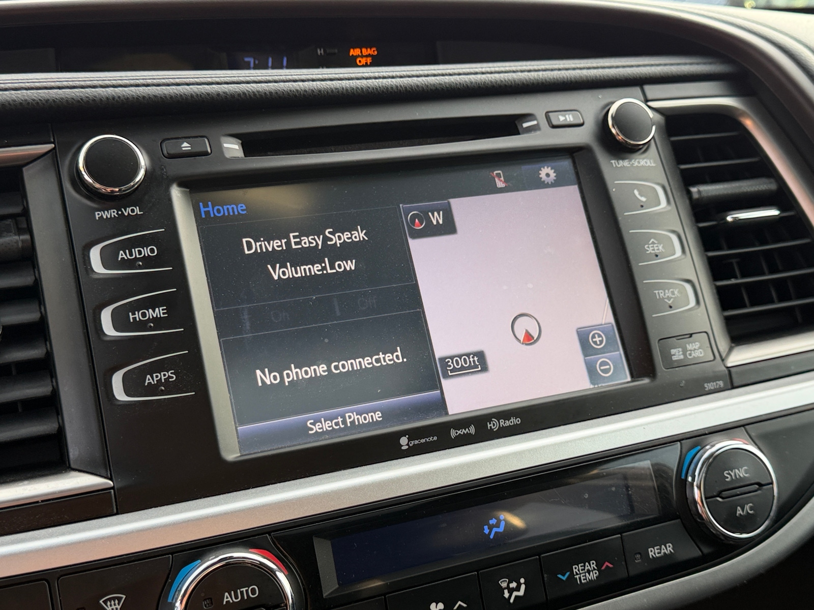 Thumbnail: 2018 Toyota Highlander - 4