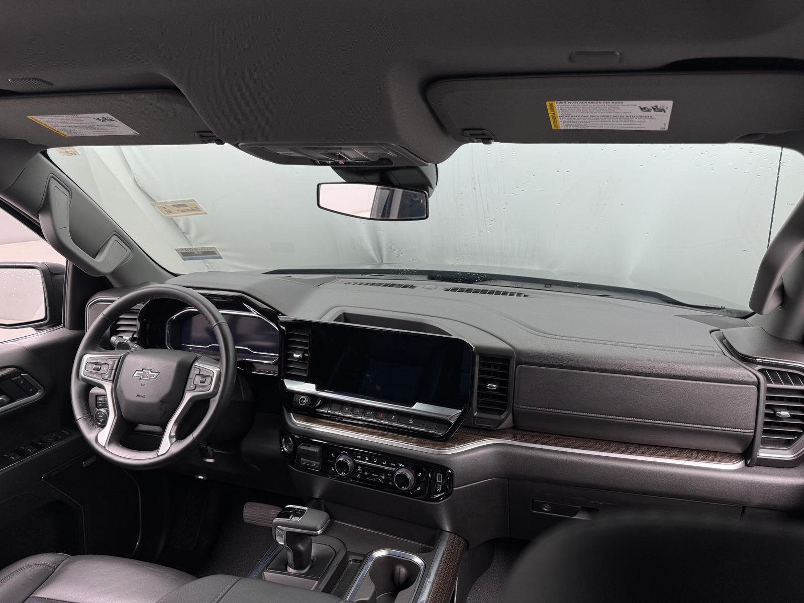 Thumbnail: 2025 Chevrolet Silverado 1500 - 3