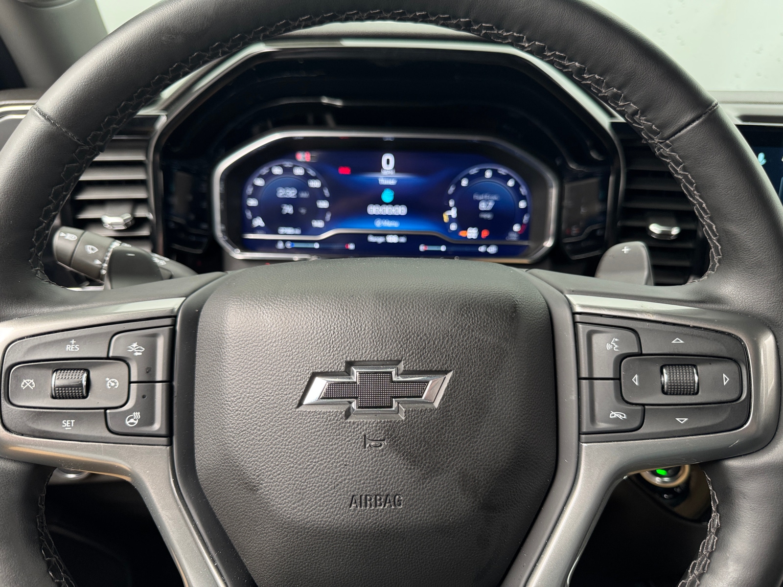 Thumbnail: 2025 Chevrolet Silverado 1500 - 5