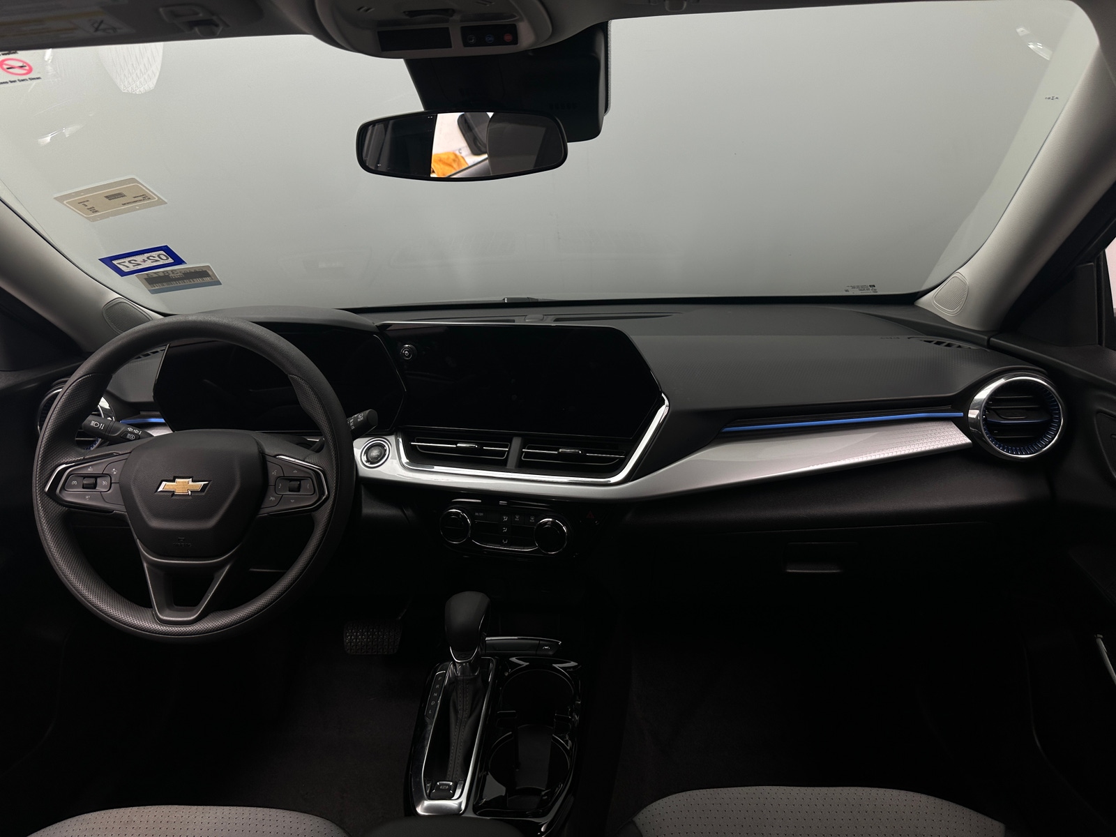 Thumbnail: 2025 Chevrolet Trax - 3