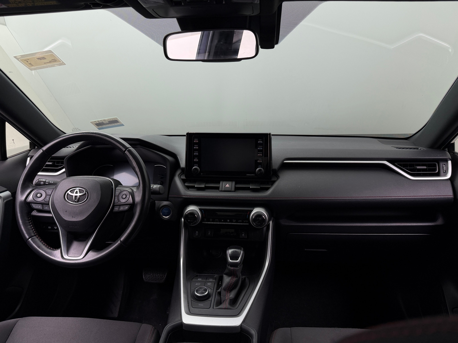 Thumbnail: 2021 Toyota RAV4 - 3