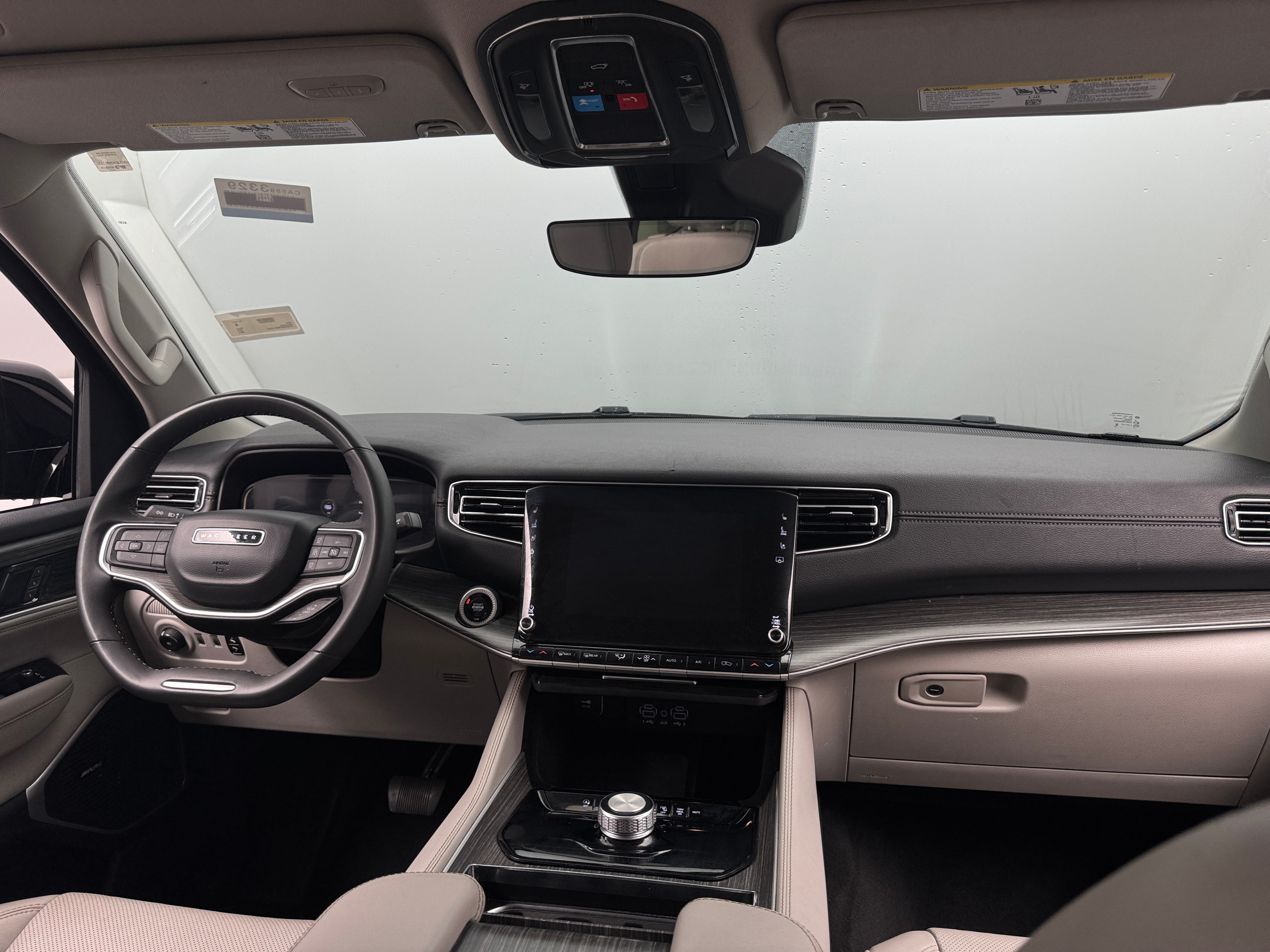 2024 Jeep Wagoneer L Series II - Photo 6