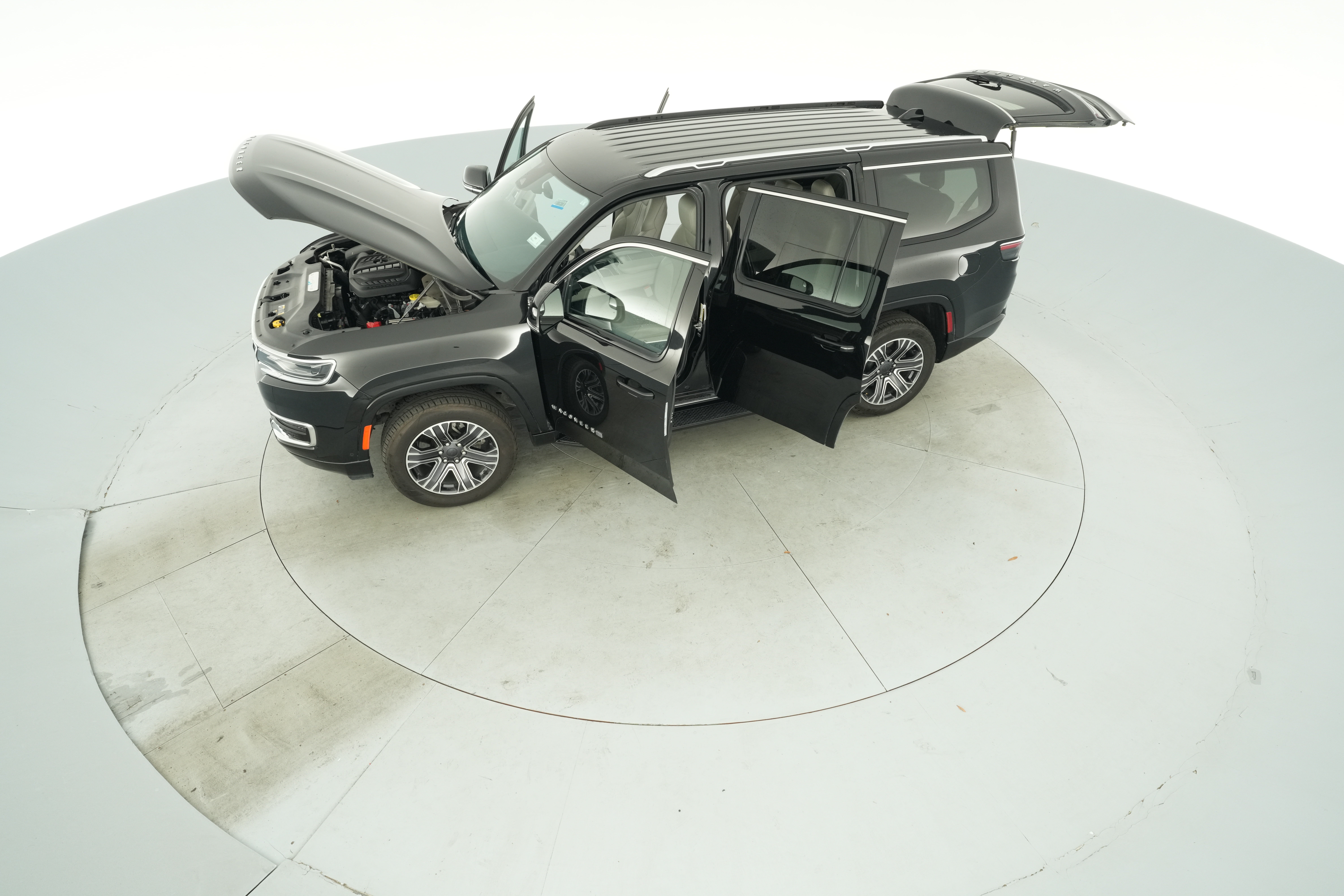 2024 Jeep Wagoneer L Series II - Photo 32