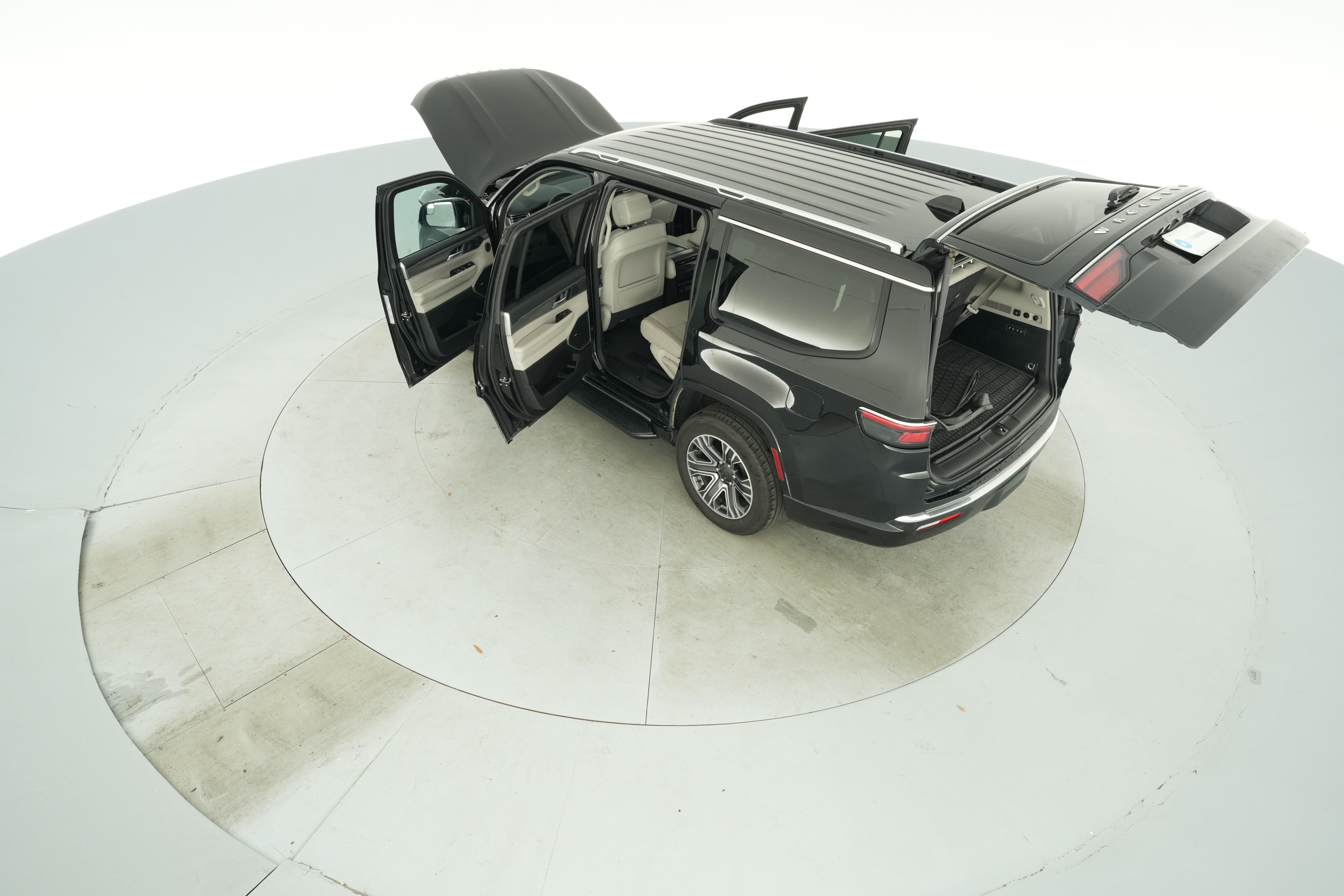 2024 Jeep Wagoneer L Series II - Photo 35