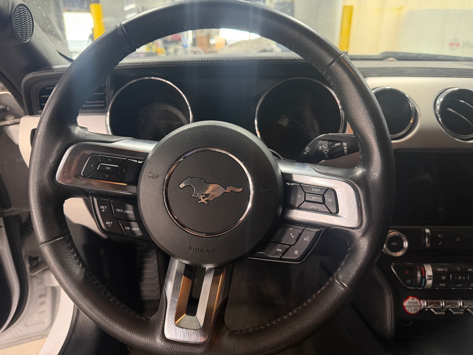Thumbnail: 2015 Ford Mustang - 4