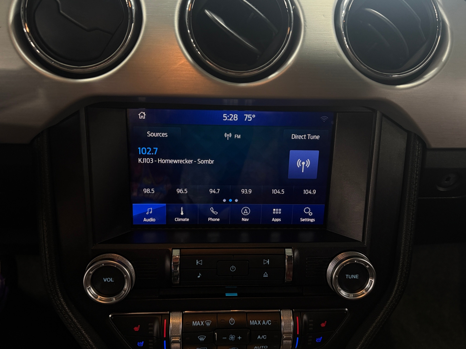 Thumbnail: 2015 Ford Mustang - 3