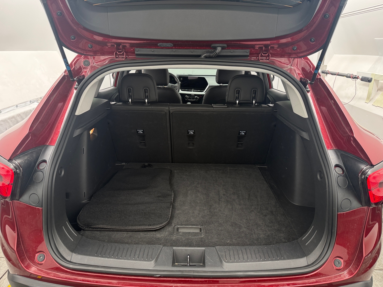 Thumbnail: 2025 Chevrolet Trax - 7
