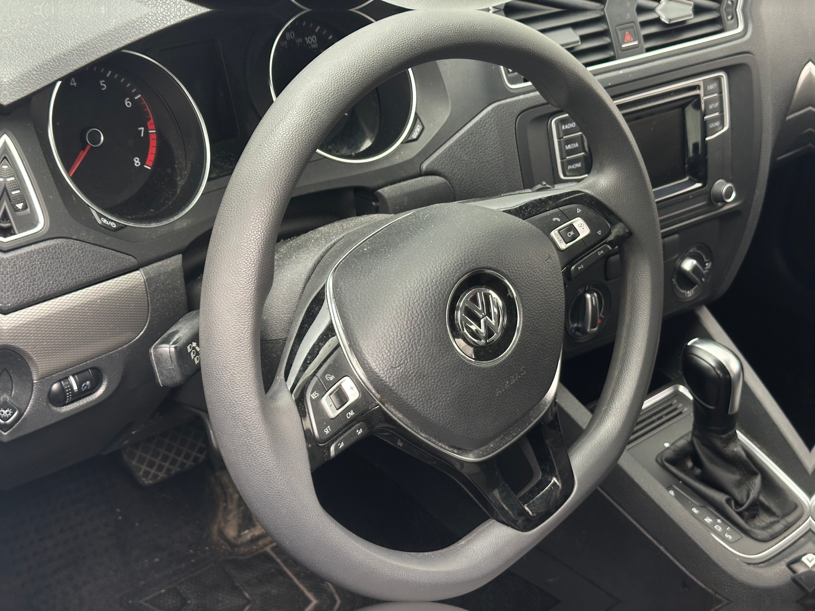 Thumbnail: 2018 Volkswagen Jetta - 5