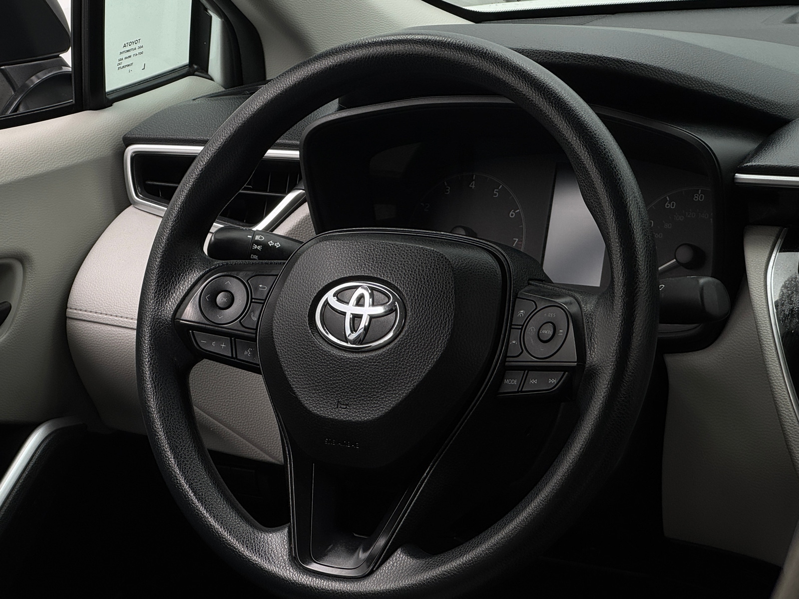 Thumbnail: 2023 Toyota Corolla Cross - 5