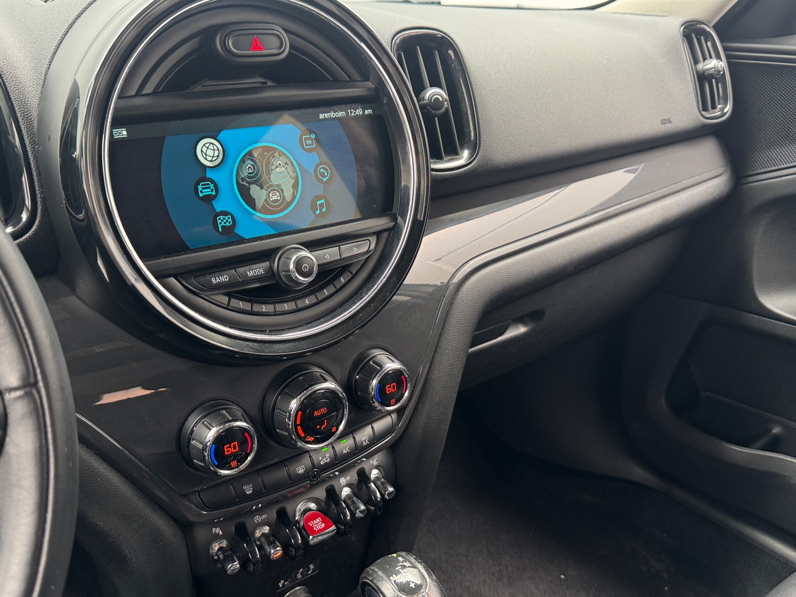 Thumbnail: 2017 MINI Cooper Countryman - 3