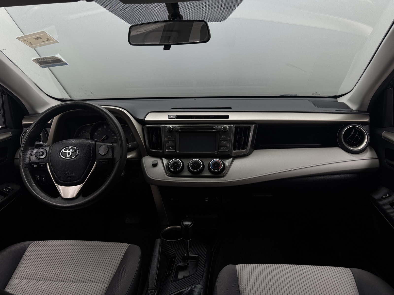 Thumbnail: 2015 Toyota RAV4 - 3