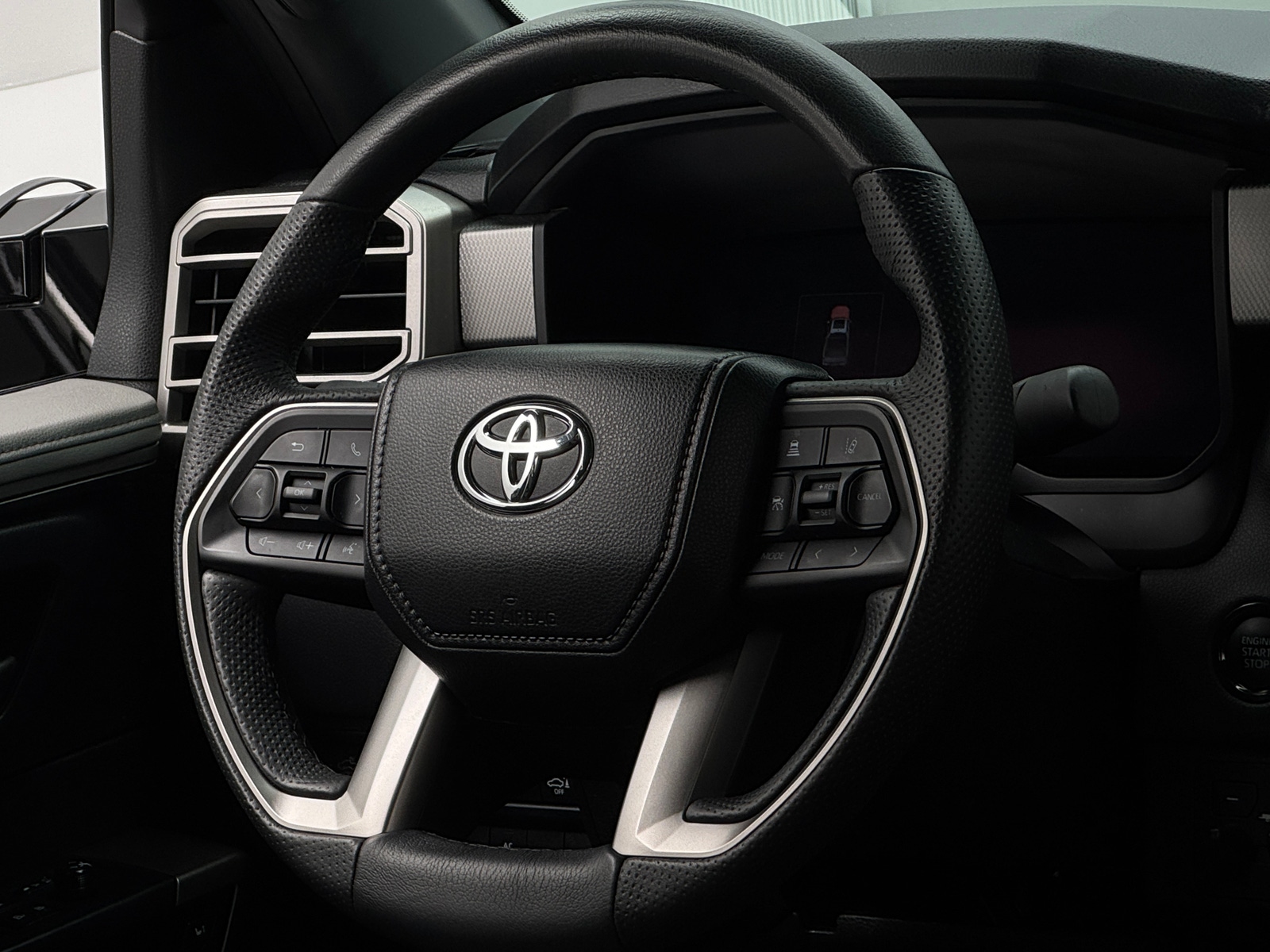 Thumbnail: 2025 Toyota Tundra - 4