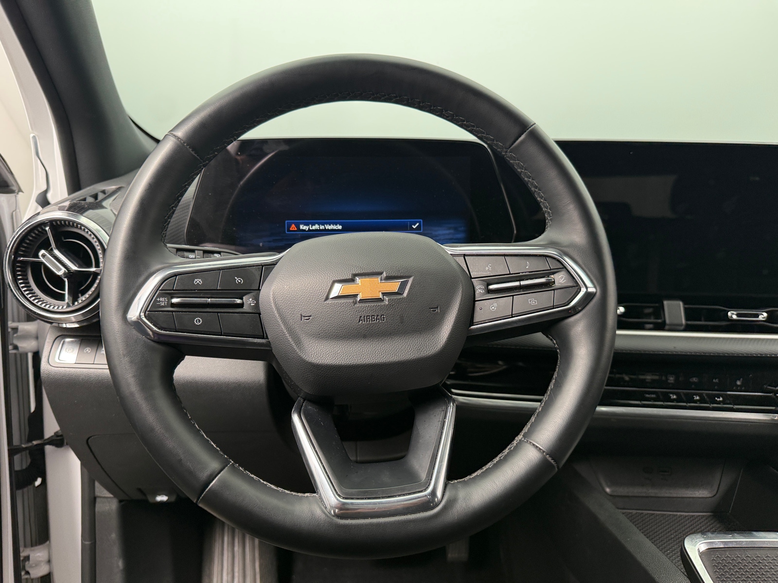 Thumbnail: 2025 Chevrolet Equinox - 5