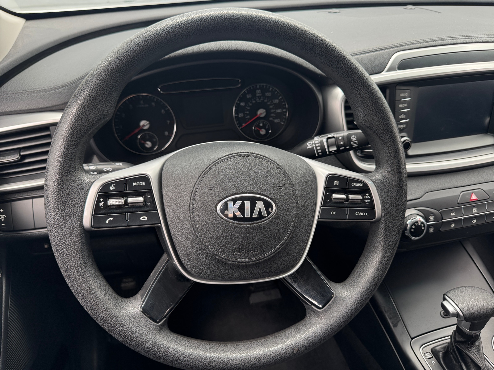 Thumbnail: 2020 Kia Sorento - 5