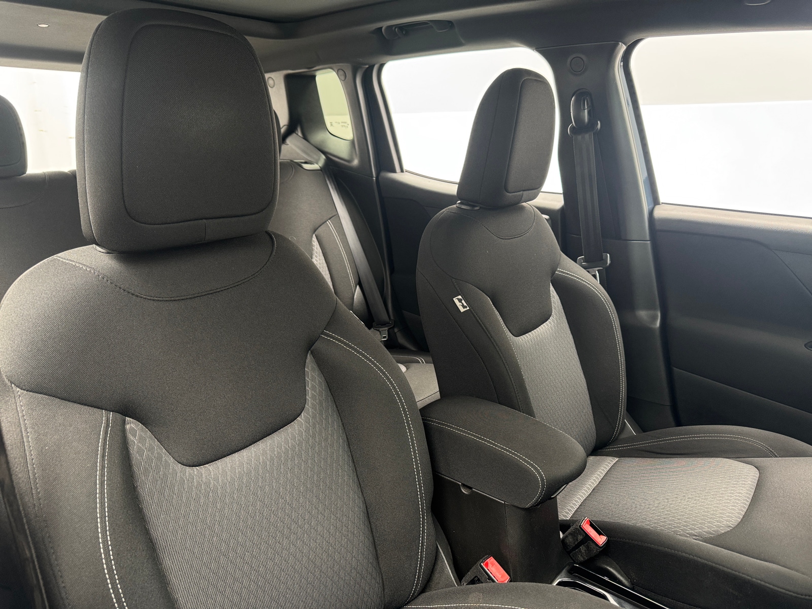 Thumbnail: 2021 Jeep Renegade - 2