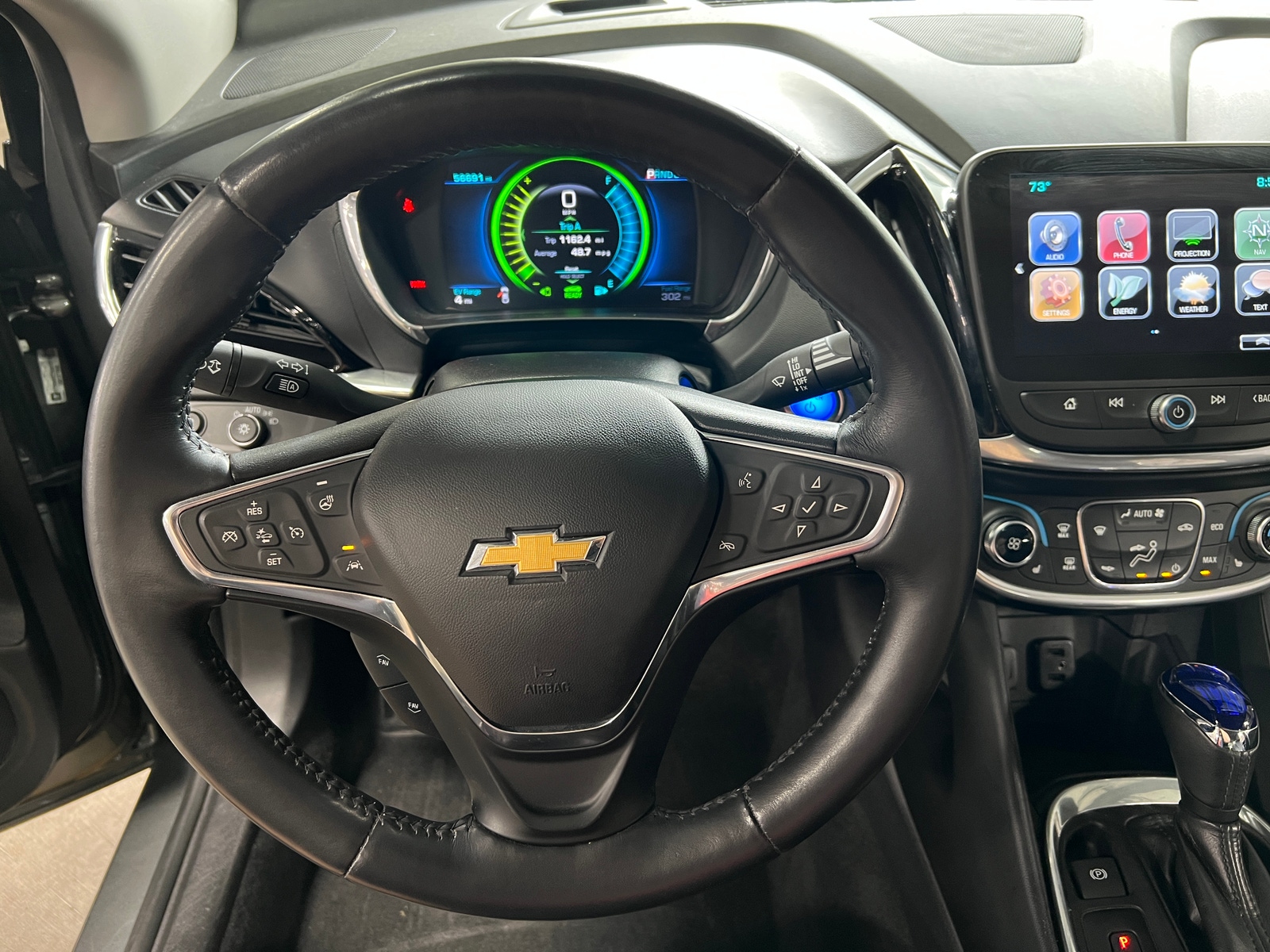 Thumbnail: 2017 Chevrolet Volt - 4