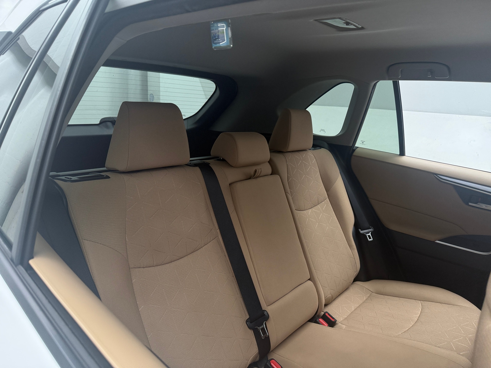 Thumbnail: 2021 Toyota RAV4 - 6
