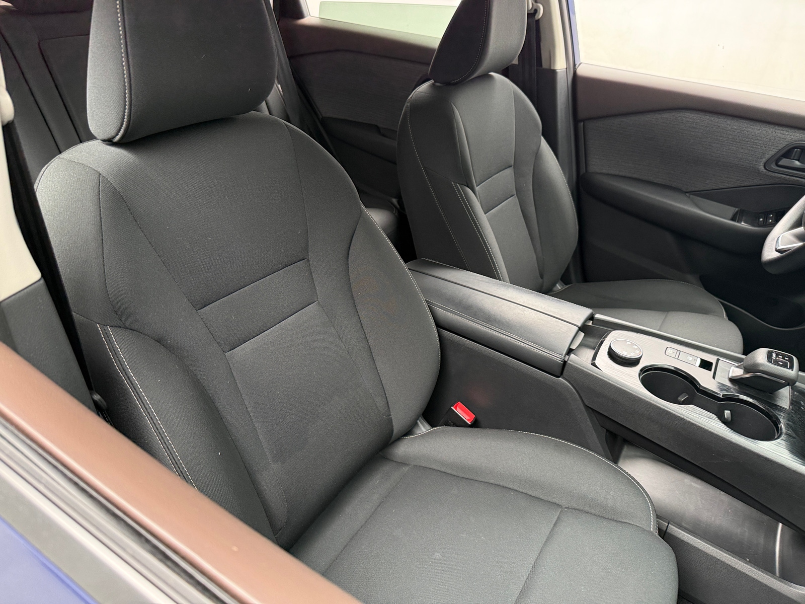 Thumbnail: 2023 Nissan Rogue - 2