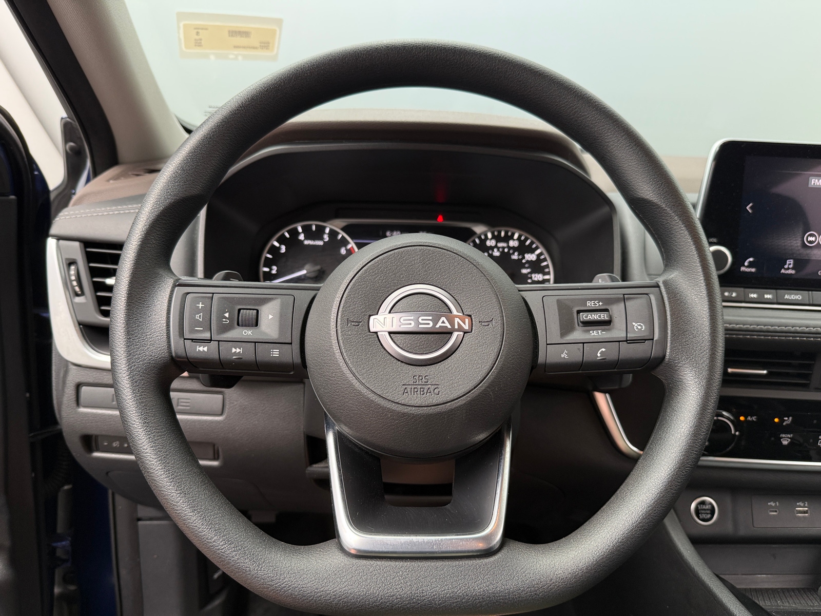 Thumbnail: 2023 Nissan Rogue - 5