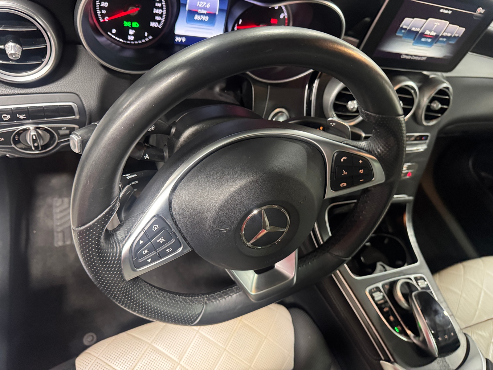 Thumbnail: 2016 Mercedes-Benz GLC - 4