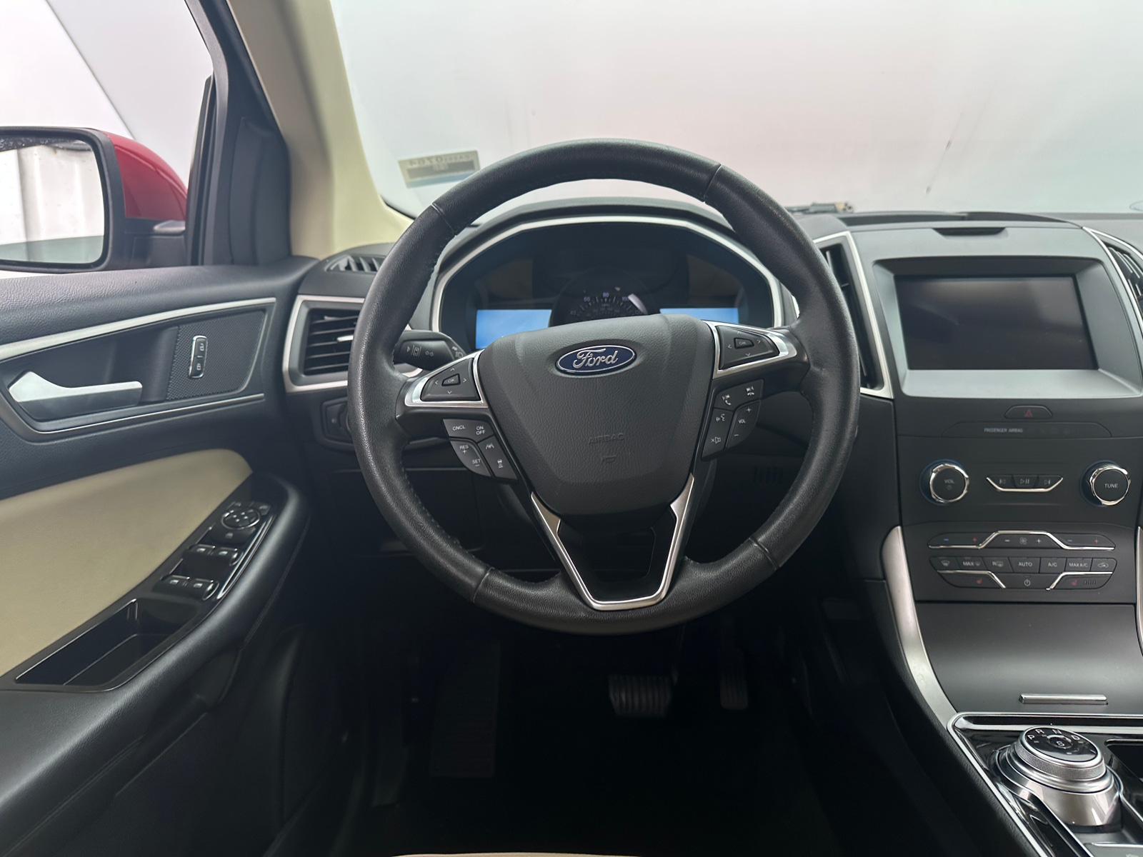 Thumbnail: 2020 Ford Edge - 4