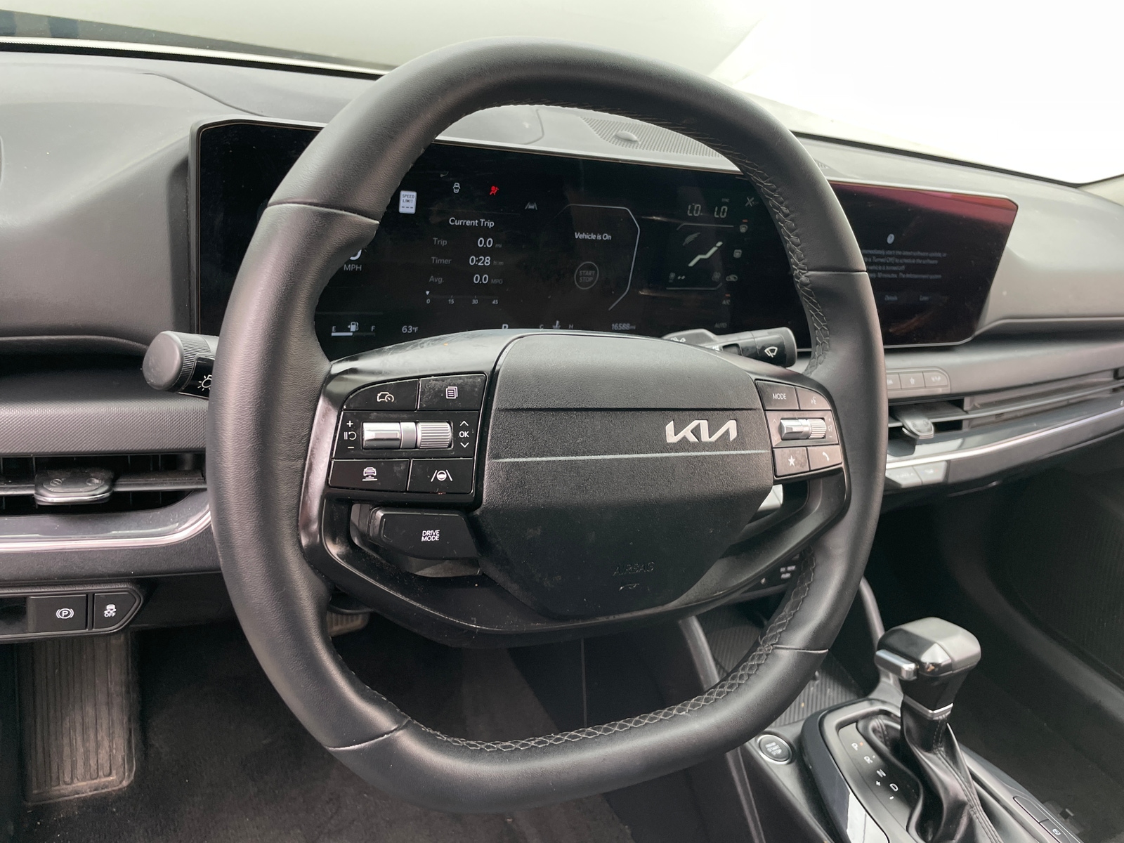 Thumbnail: 2025 Kia K4 - 5