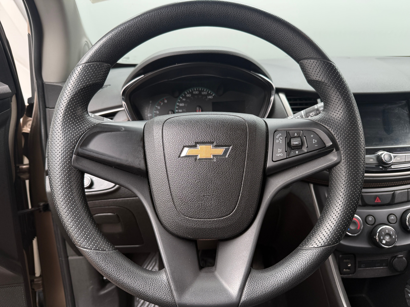 Thumbnail: 2018 Chevrolet Trax - 5