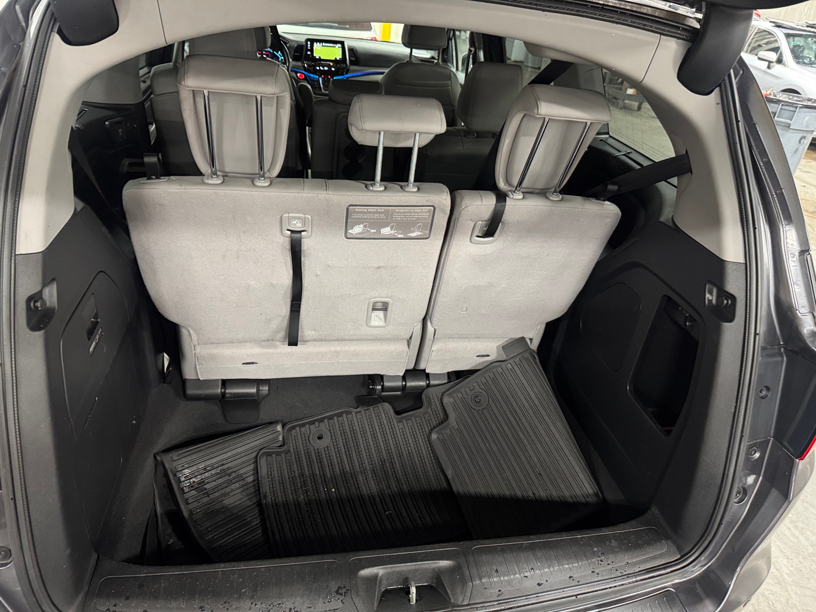 Thumbnail: 2018 Honda Odyssey - 6