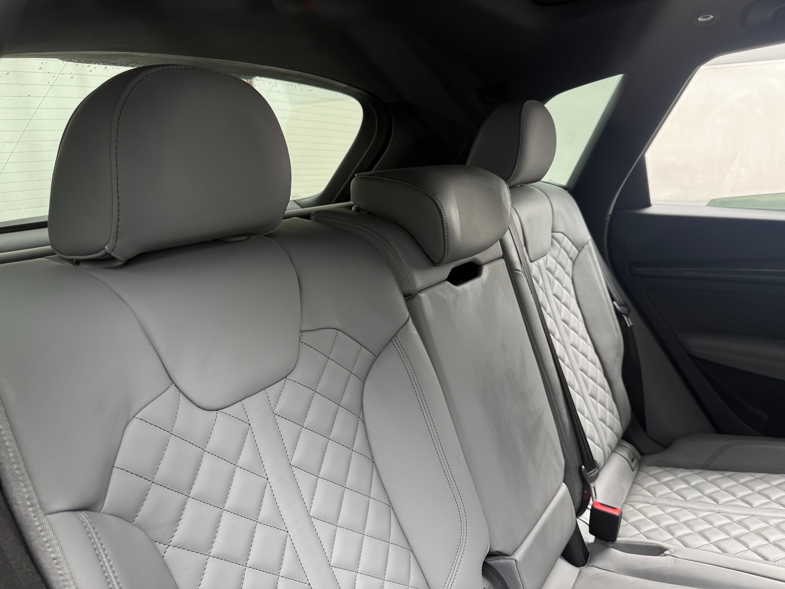 Thumbnail: 2025 Audi SQ5 - 5