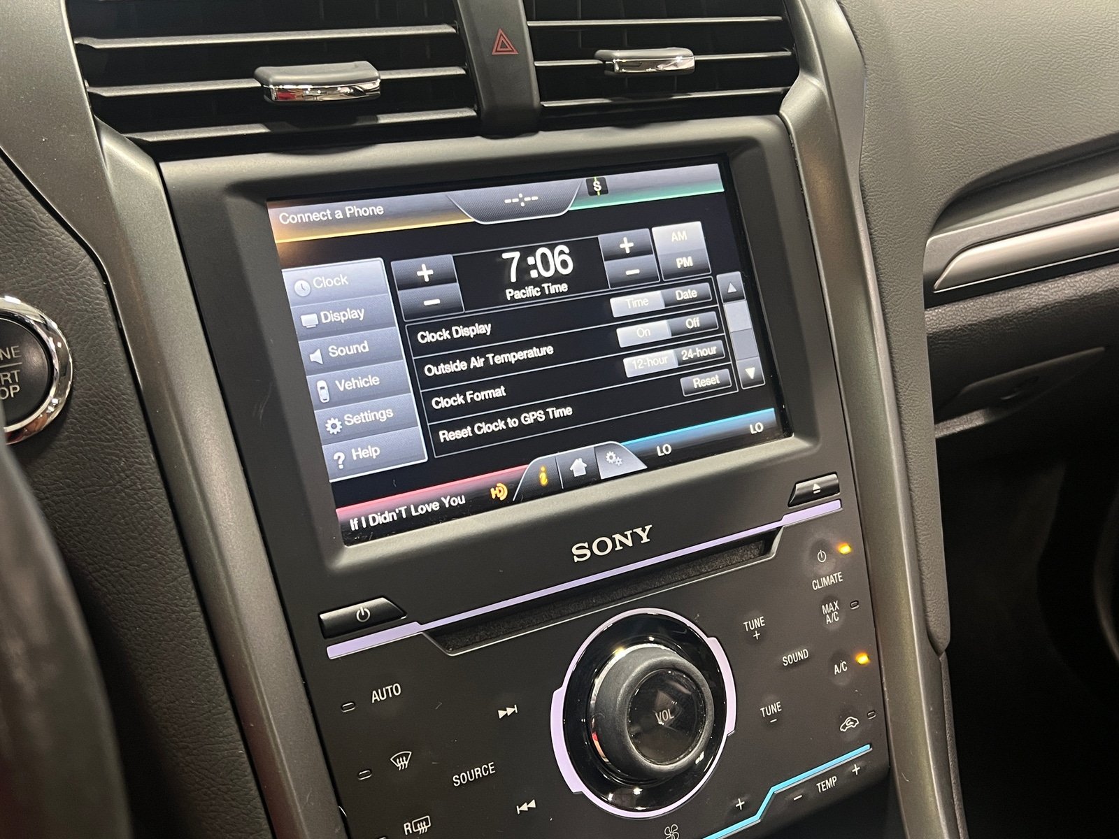 Thumbnail: 2014 Ford Fusion - 3