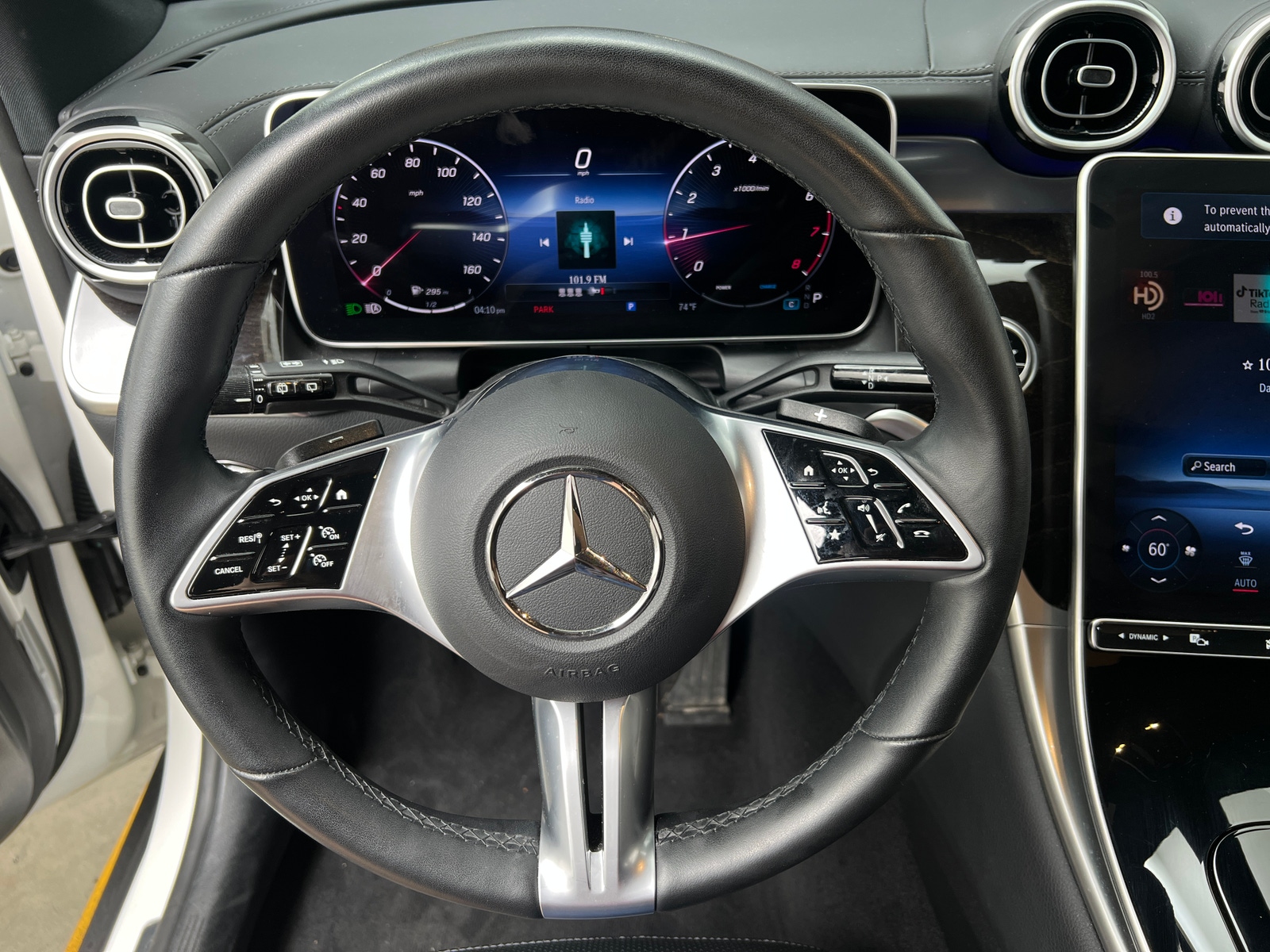 Thumbnail: 2024 Mercedes-Benz GLC - 4