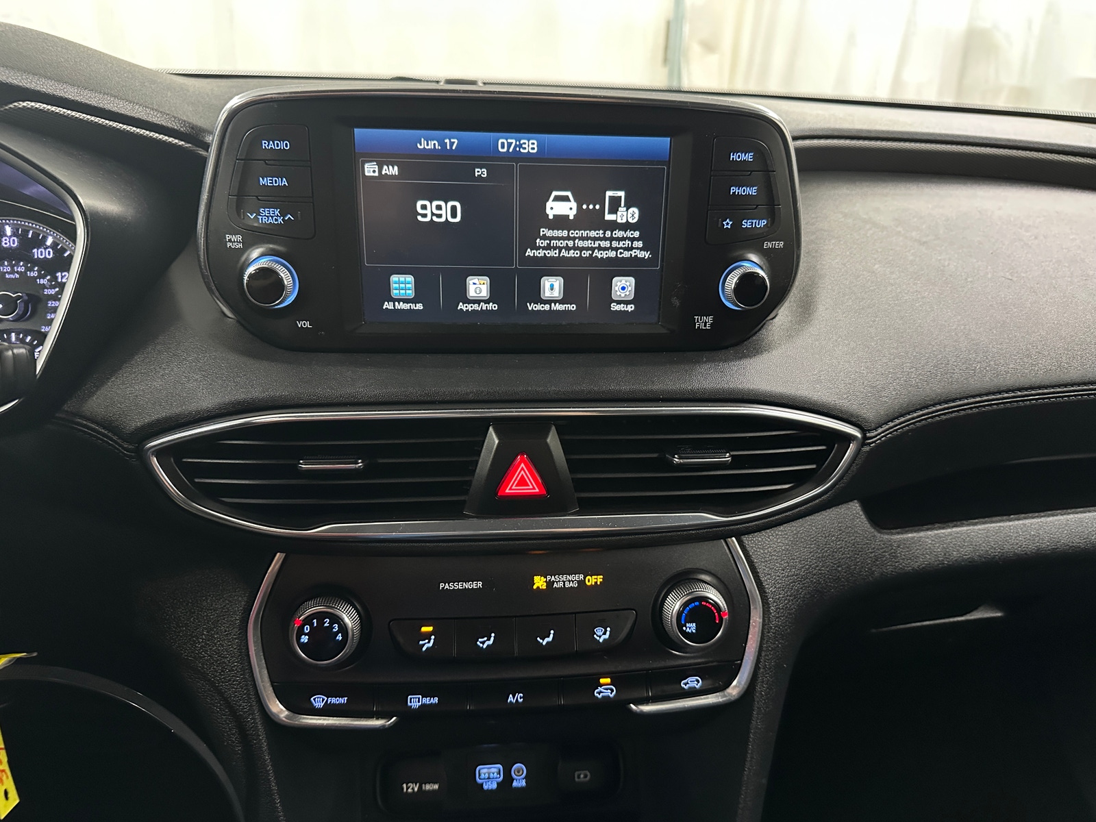 Thumbnail: 2019 Hyundai Santa Fe - 4