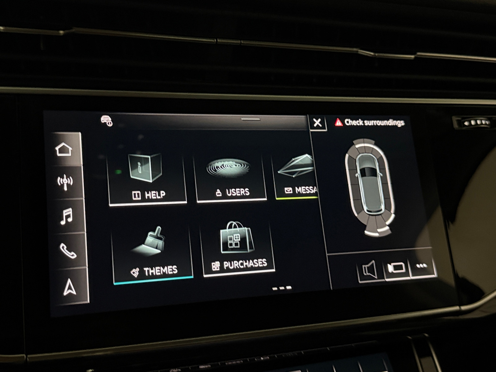Thumbnail: 2023 Audi Q7 - 3