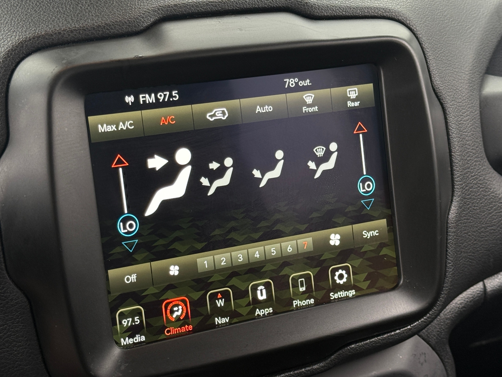 Thumbnail: 2023 Jeep Renegade - 4