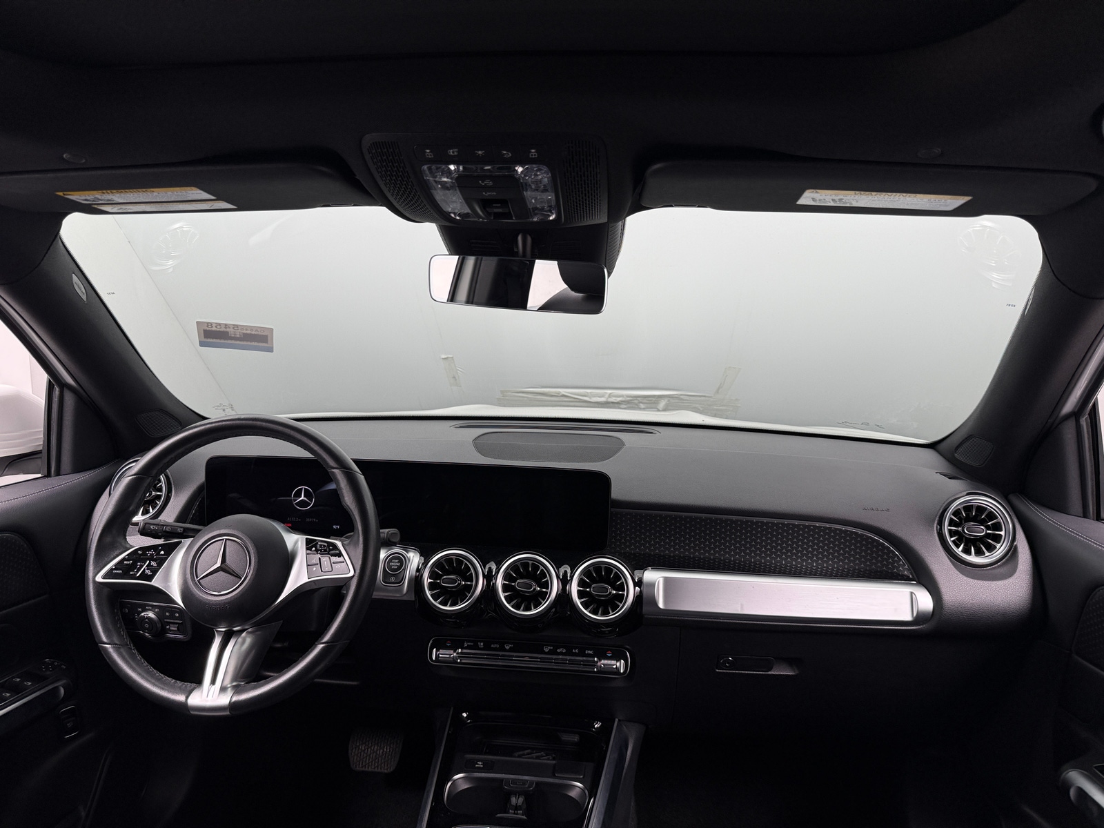 Thumbnail: 2025 Mercedes-Benz GLB - 2