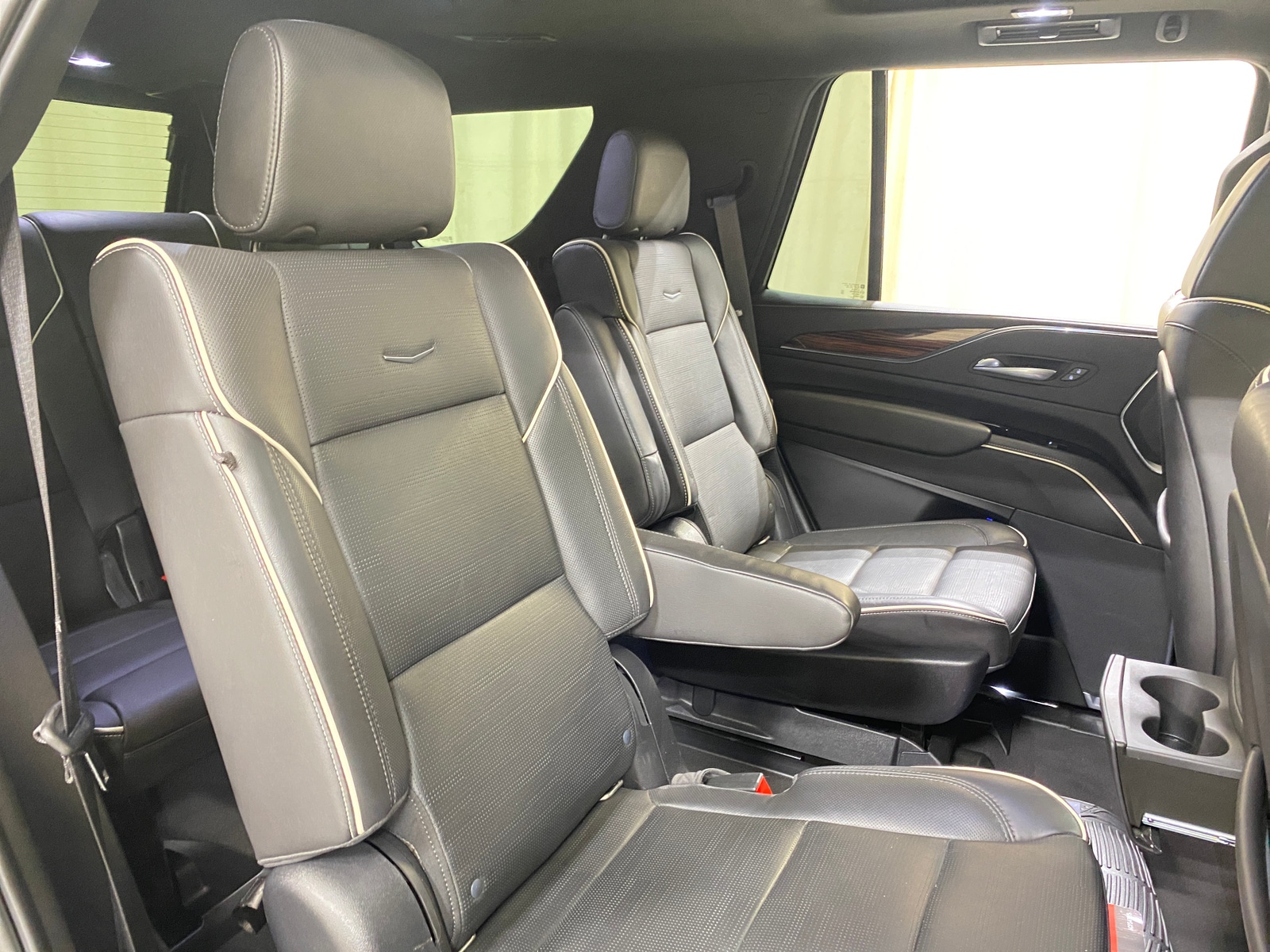 Thumbnail: 2021 Cadillac Escalade - 5