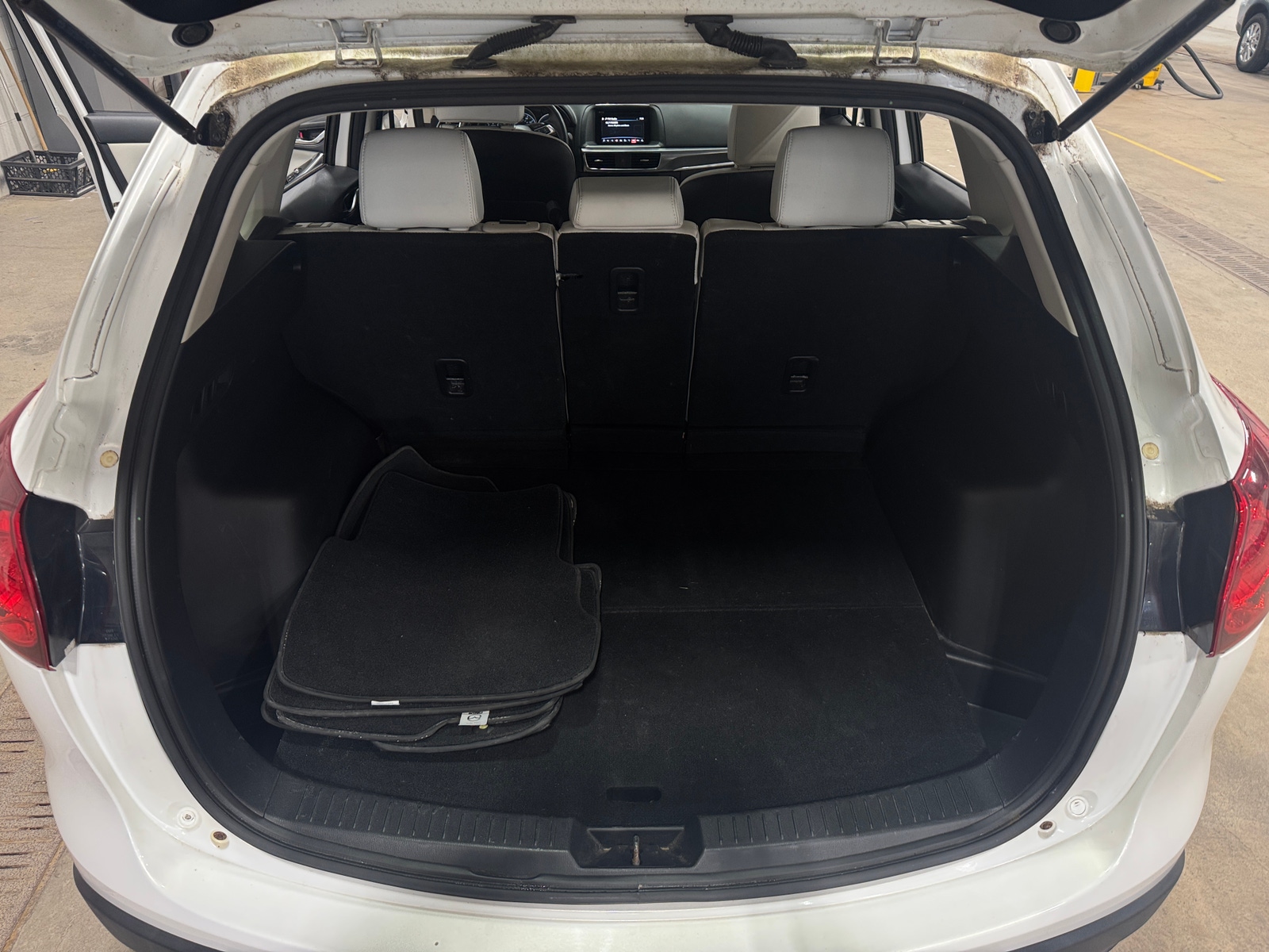 Thumbnail: 2016 Mazda CX-5 - 6