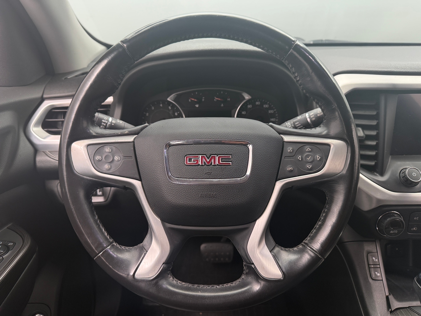 Thumbnail: 2019 GMC Acadia - 4